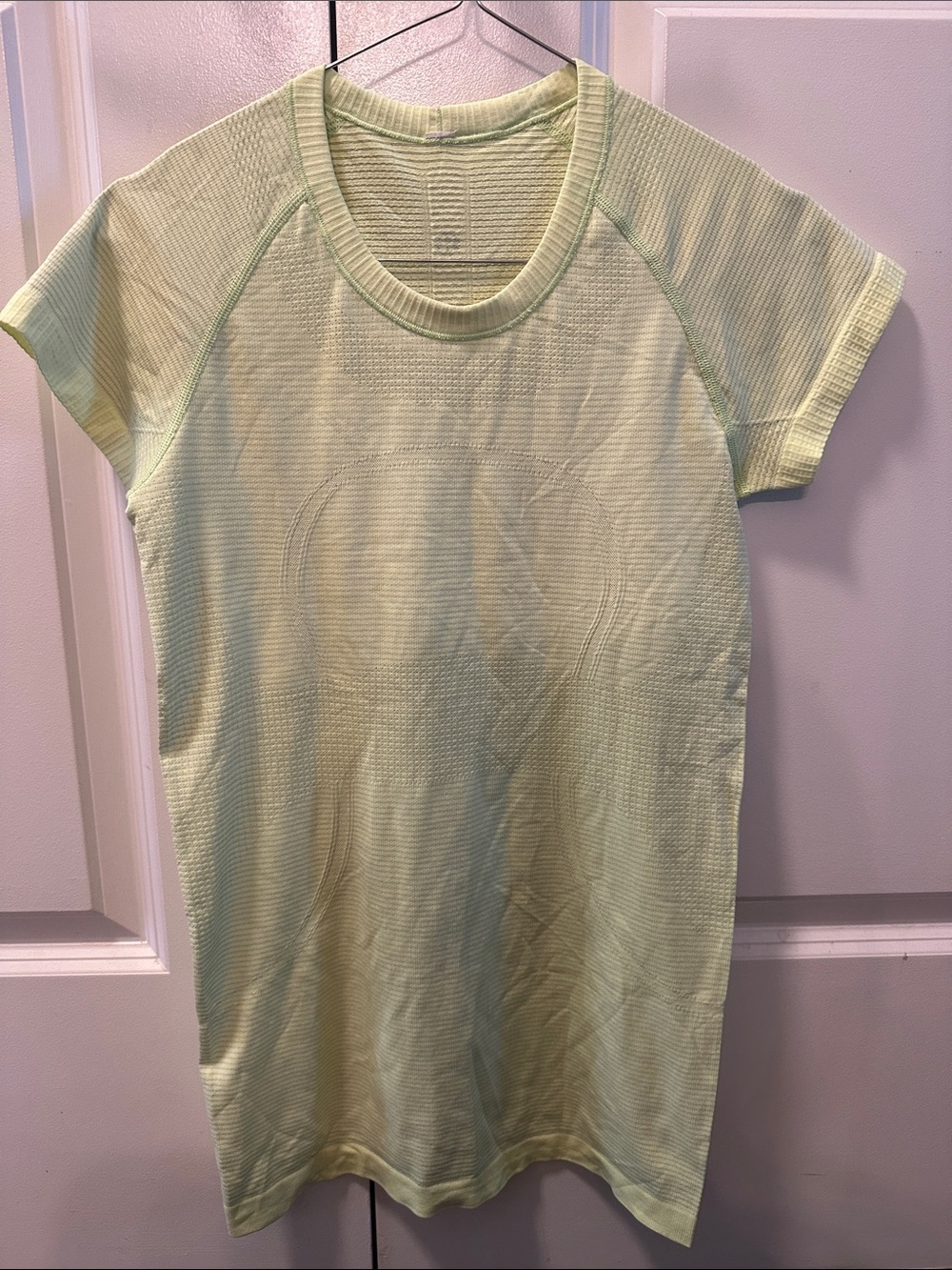 Lululemon Swiftly Tech T shirt (size 4)